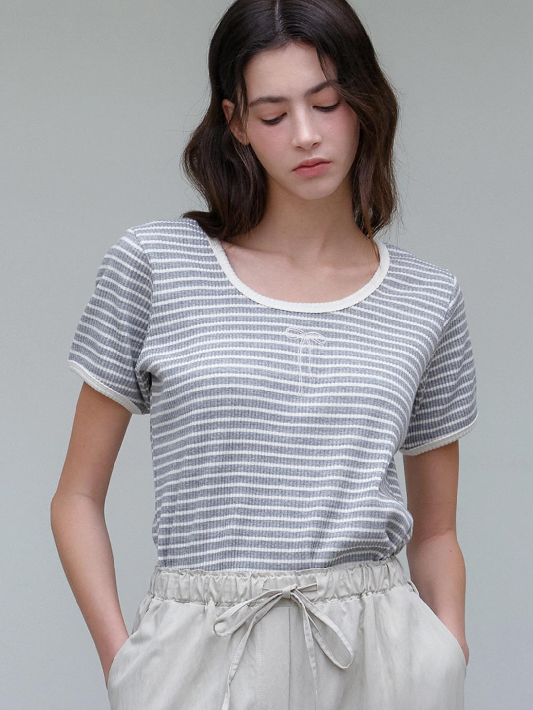 아워코모스 comos 1156 scoop neck ribbon T-shirt (melange stripe) 상품 이미지 2