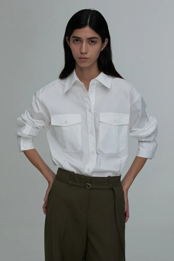 SIDE-SLIT DOUBLE-POCKET SHIRT WHITE