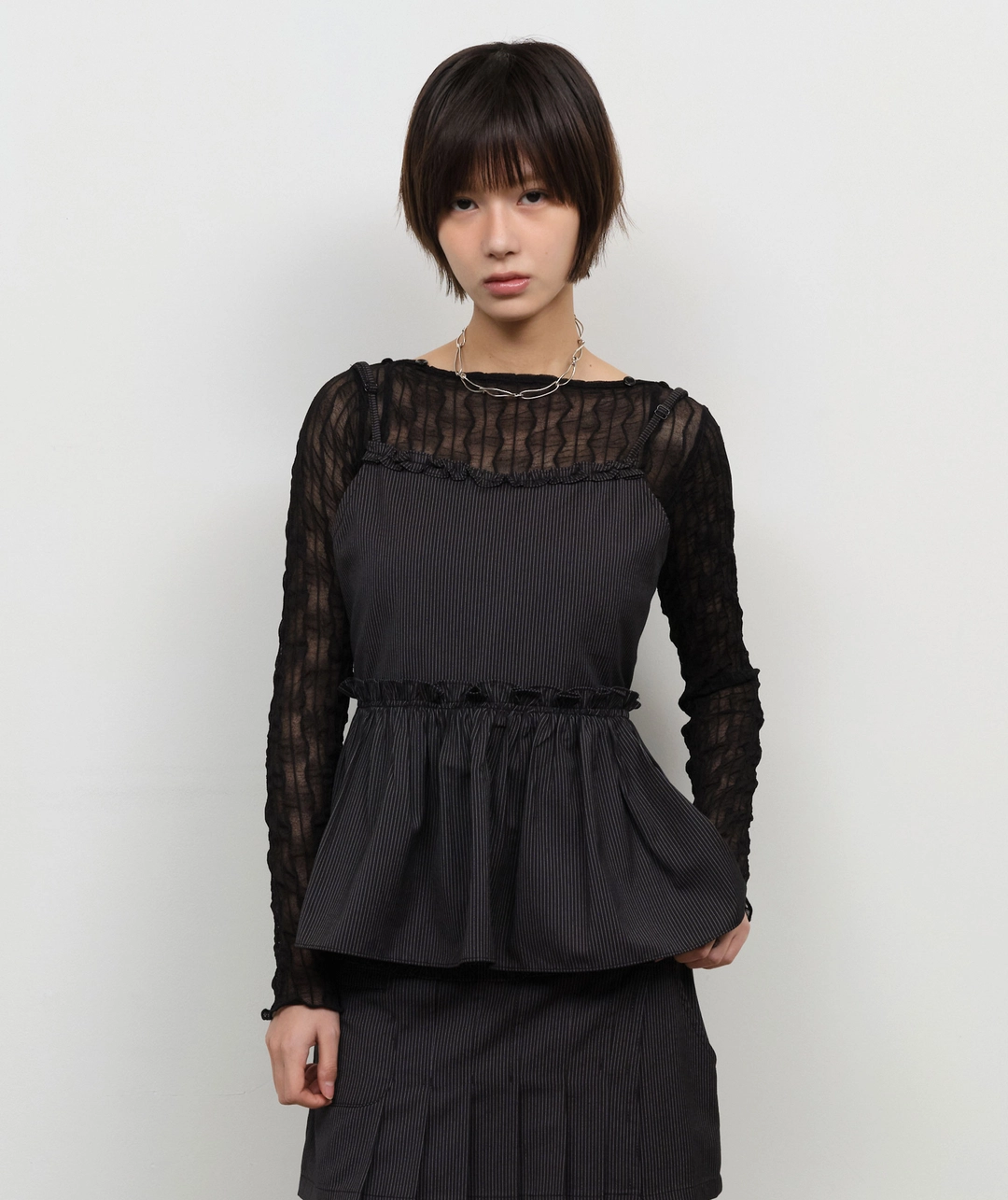 타입서비스 Stripe Open Back Sleeveless Top [Black] 상품 이미지 2
