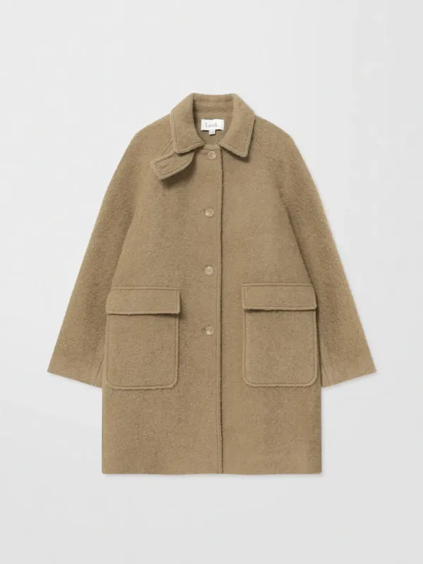 Alpaca Verde Boucle Half Coat (Beige)