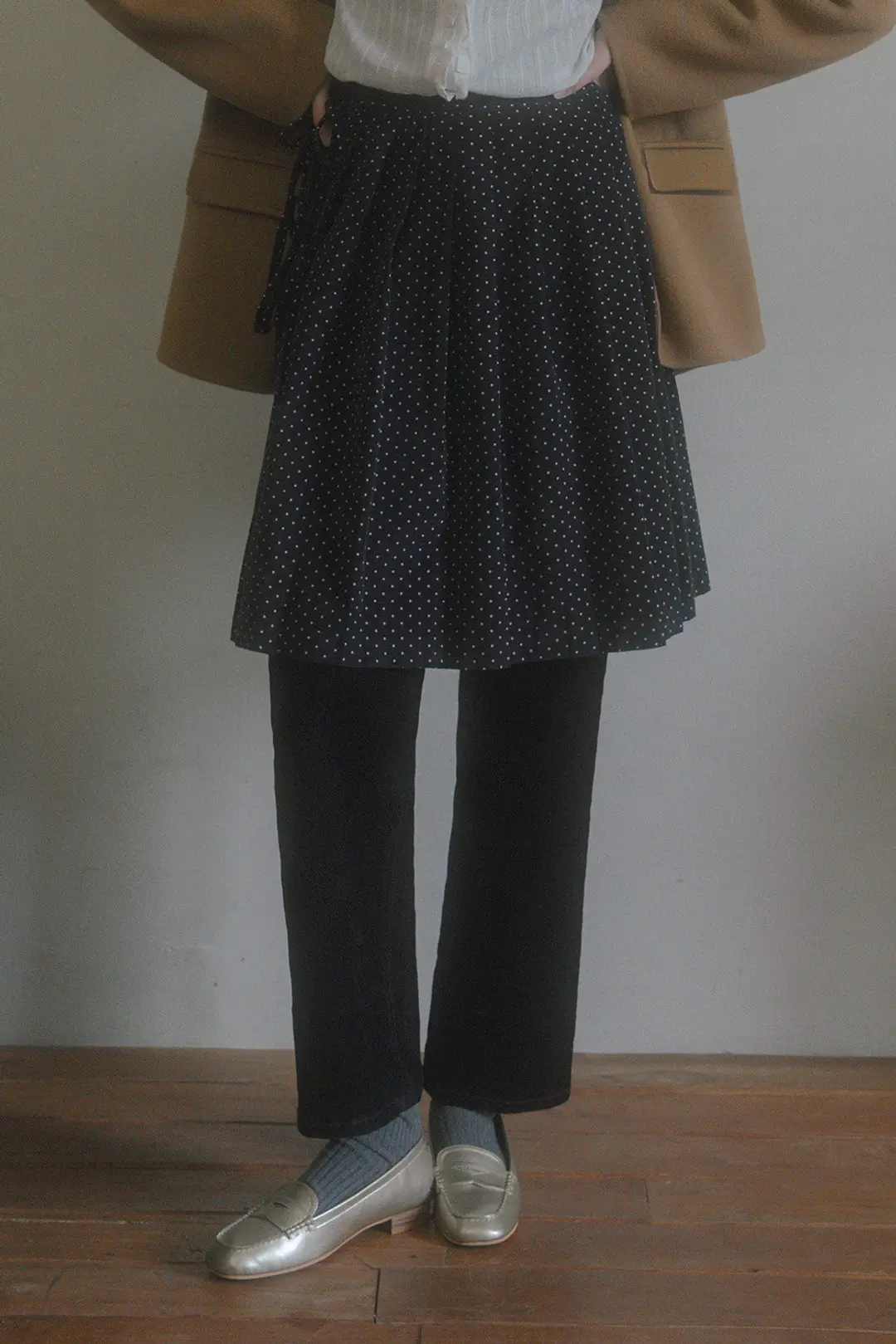 위드아웃썸머 Peonit layered skirt_dot navy 상품 이미지 1
