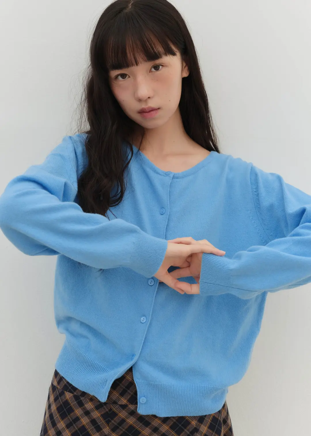 온무드 ORGANZA LABEL CASH CARDIGAN - SKY BLUE 상품 이미지 2