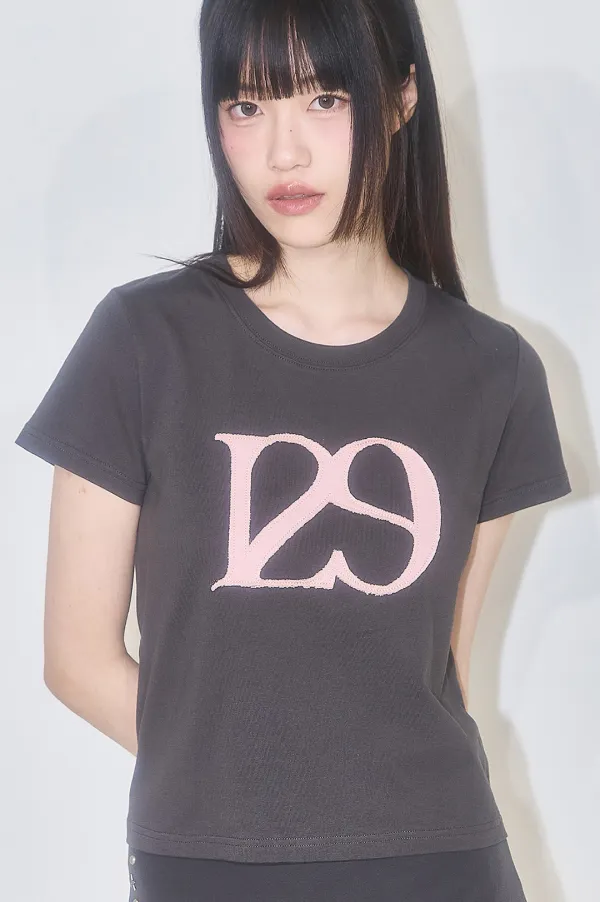 129 로고 패치 티셔츠 차콜