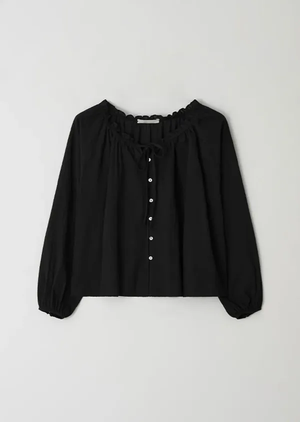lace ruffle blouse-black
