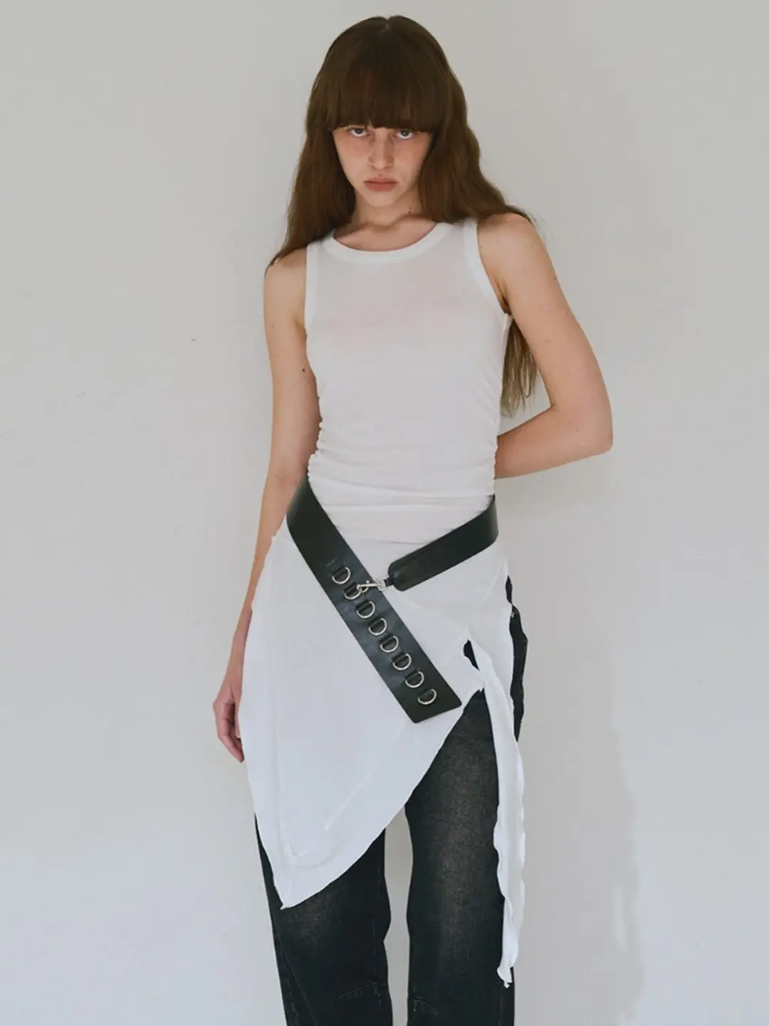 밀로 우먼 Ruffle Sleeveless Top [Ivory] 상품 이미지 2