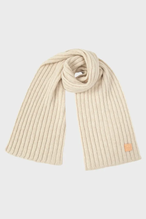 Hairy Cozy Muffler (Light Beige)