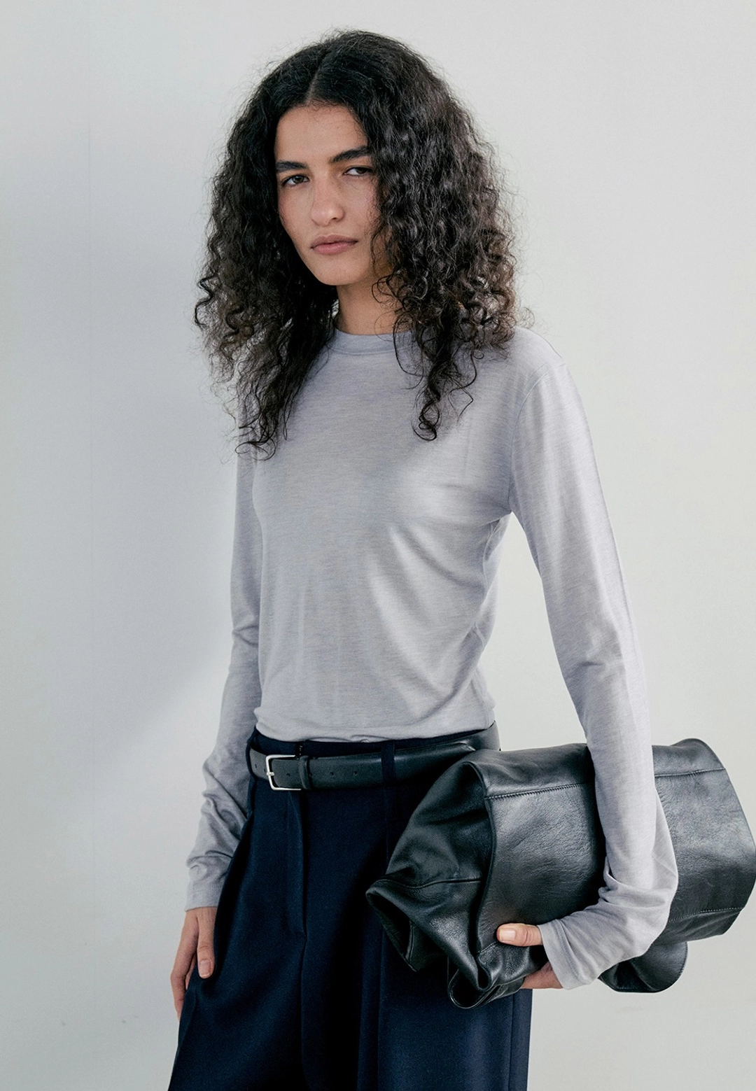 노티아 WOOL TENCEL ROUND T-SHIRT - MELANGE GRAY 상품 이미지 1