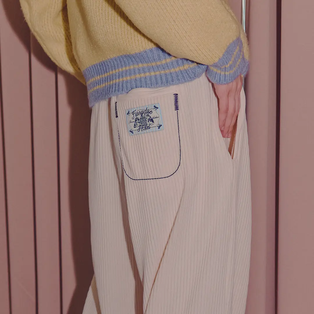 론론 STITCH CORDUROY TRACK PANTS IVORY 상품 이미지 2