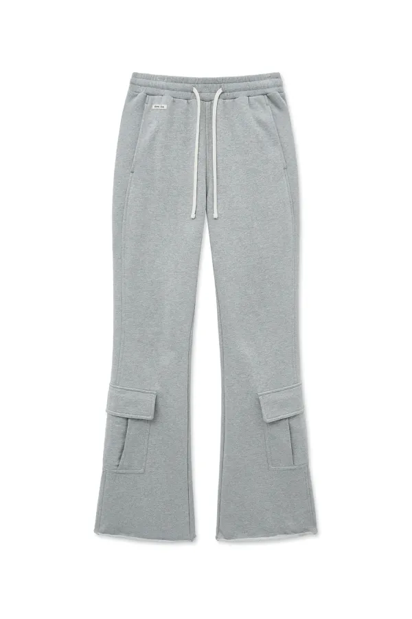 BOOTS CUT SLIM CARGO SWEATPANTS IN GREY