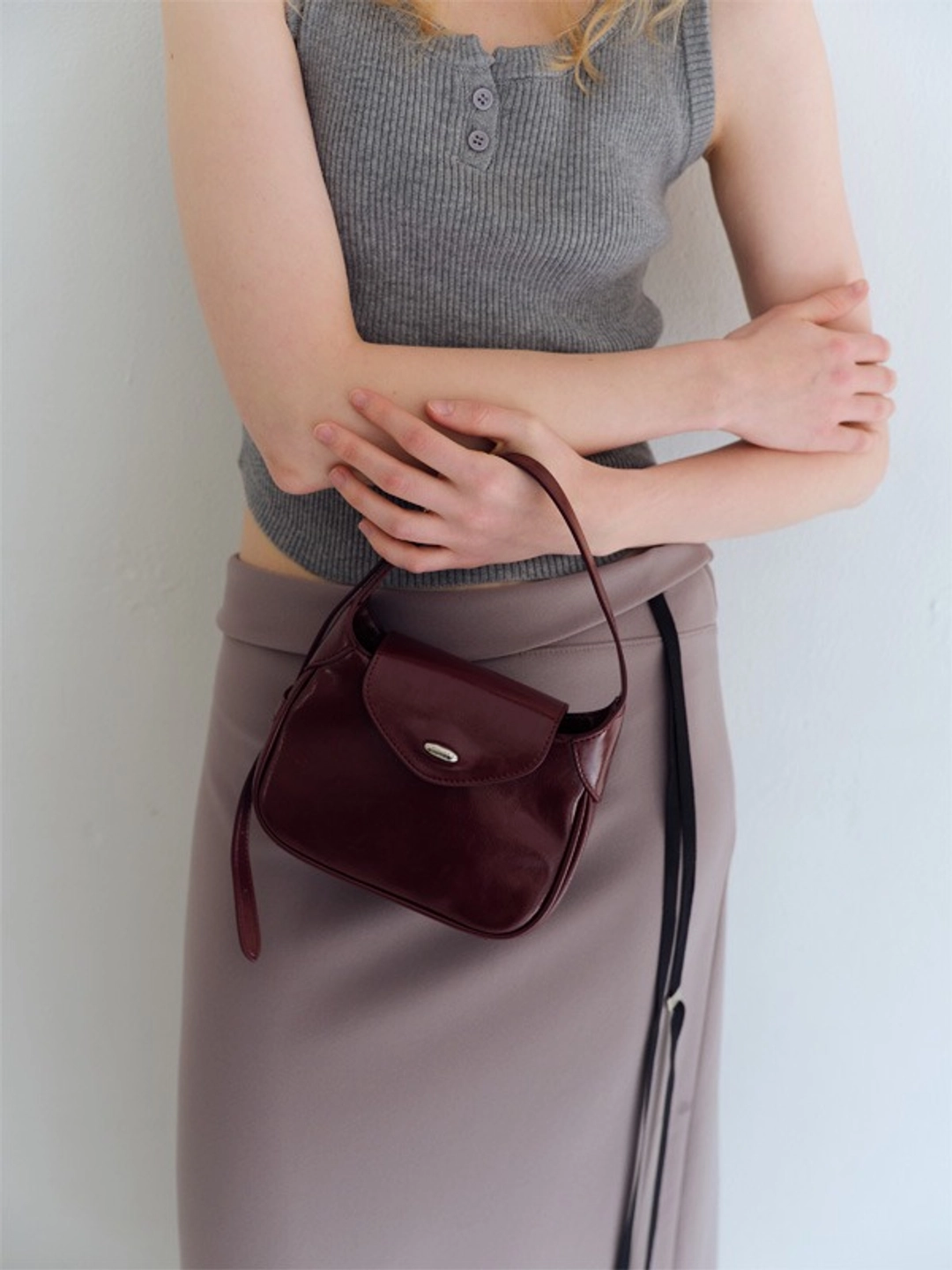 오브히 벨 토트백 Belle Tote Bag_Burgundy 상품 이미지 2