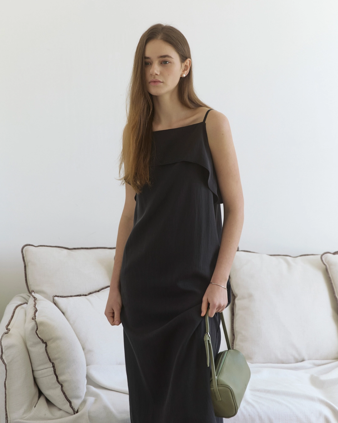 어다울 Ruffle slip long dress - black 상품 이미지 1