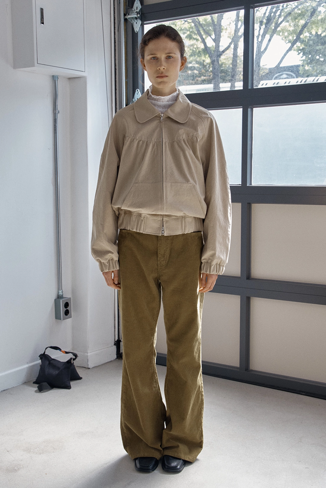 브렌다 브렌든 baker shirring blouson - beige 상품 이미지 1