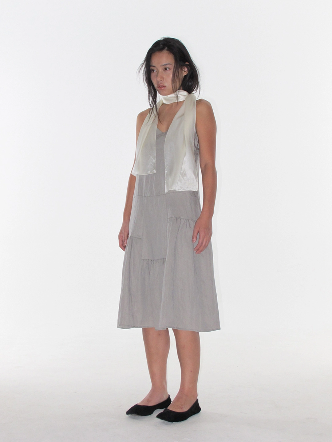 쏘딩키브레드 Sander Silver Gray Dress 상품 이미지 2