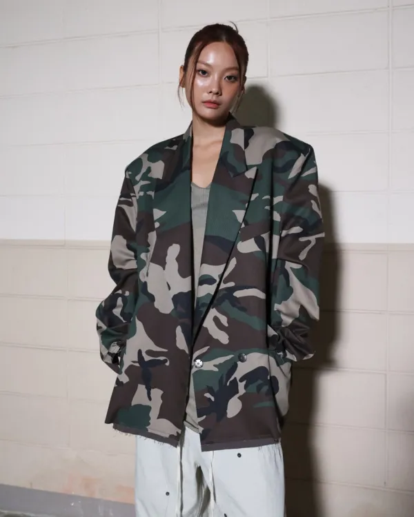 gladi camo snap patch jacket