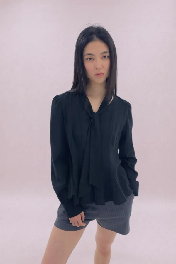 Nua blouse / Black