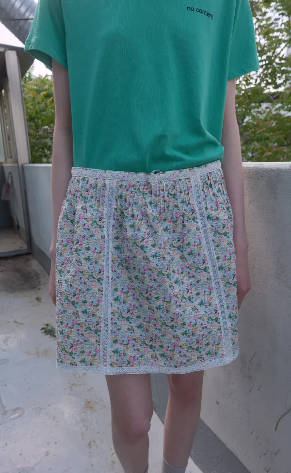 376. Bari Flower SK _ Skyblue