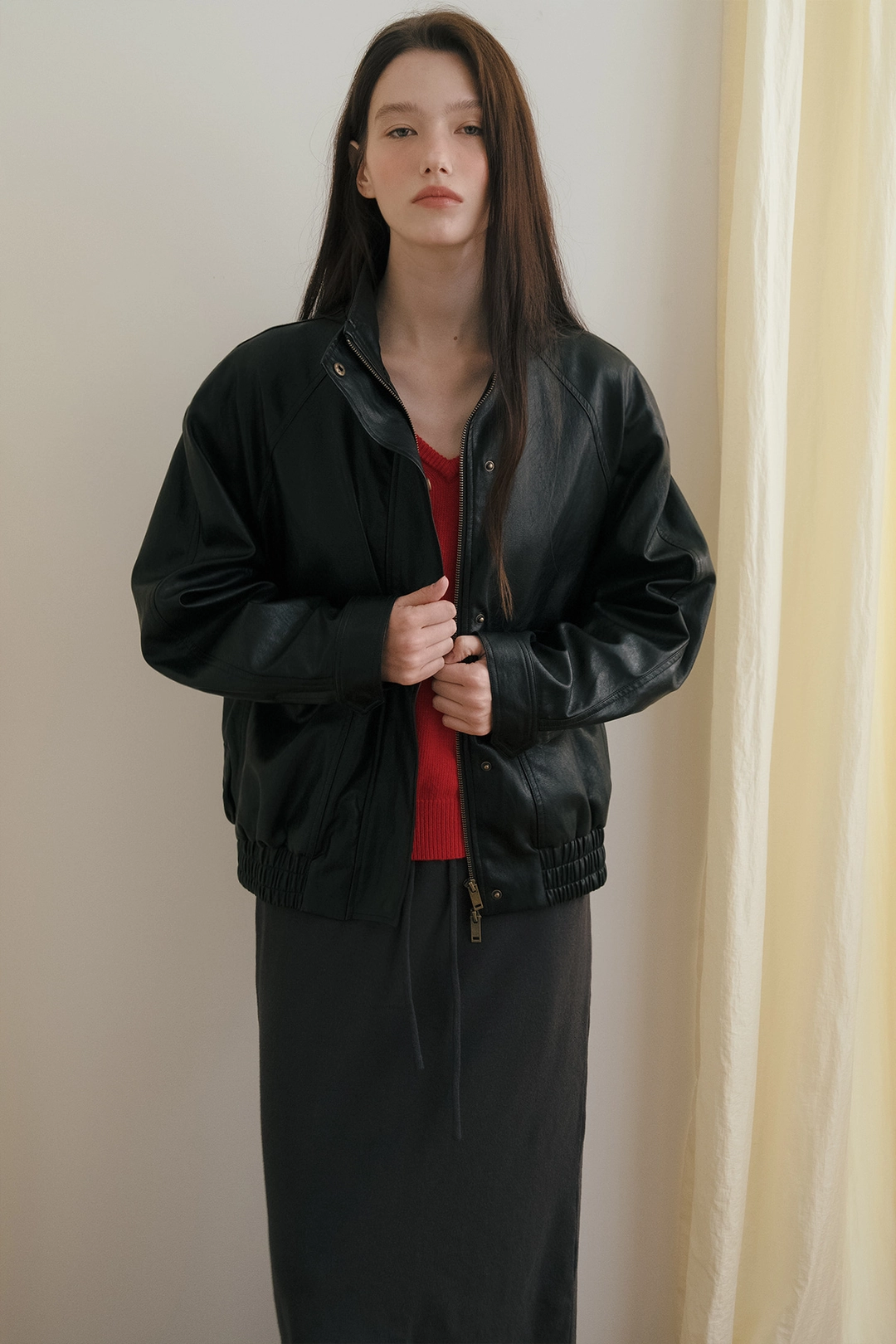 샤드라마 RELAX FIT HIGH NECK LEATHER BLOUSON [BLACK] - Chat de Lama 상품 이미지 2