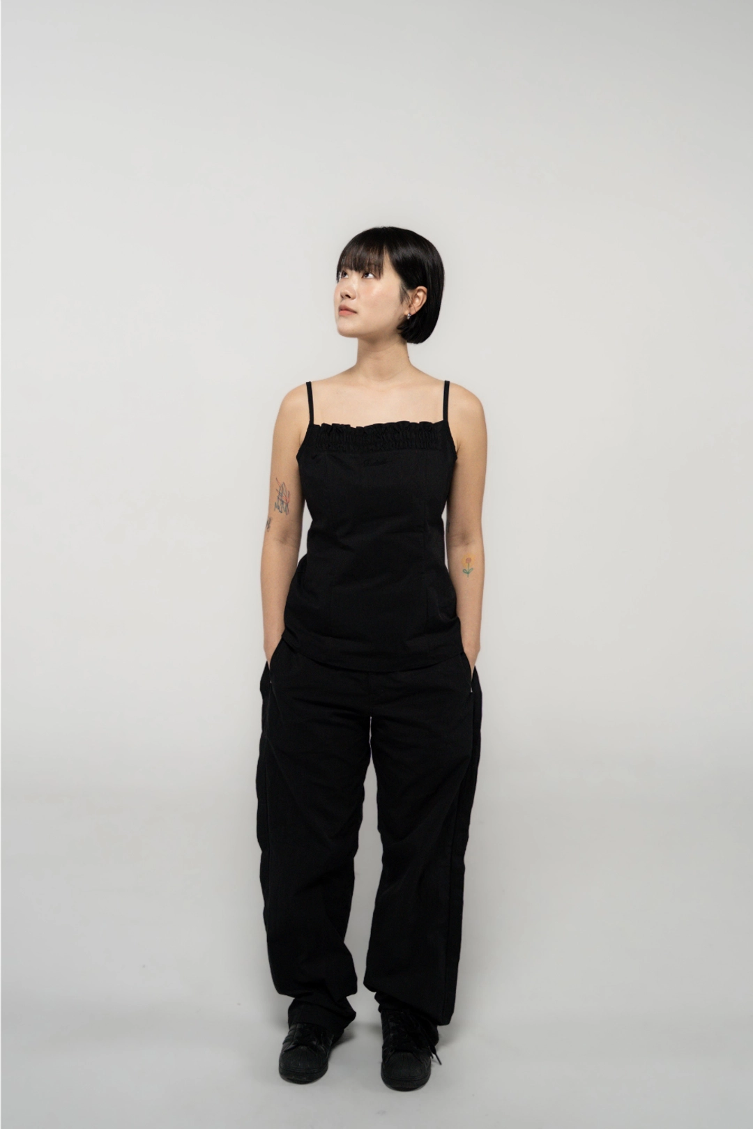 사파리스팟 AUTHENTIC NYLON FRILL SLEEVELESS (BLACK) 상품 이미지 2