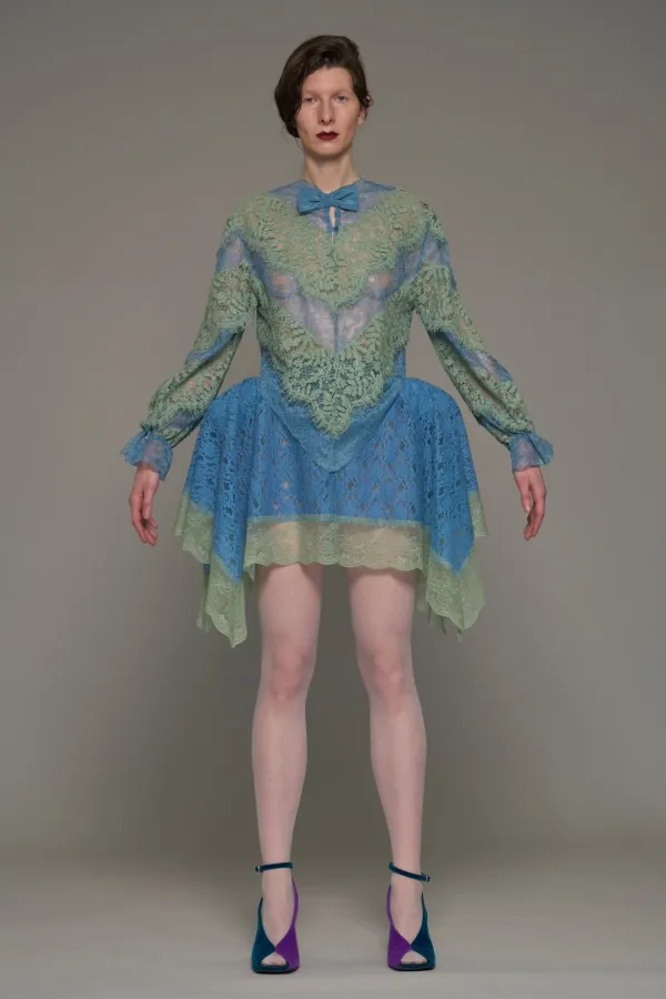 FW26 GREEN LACE LAYERED RIBBON BLOUSE