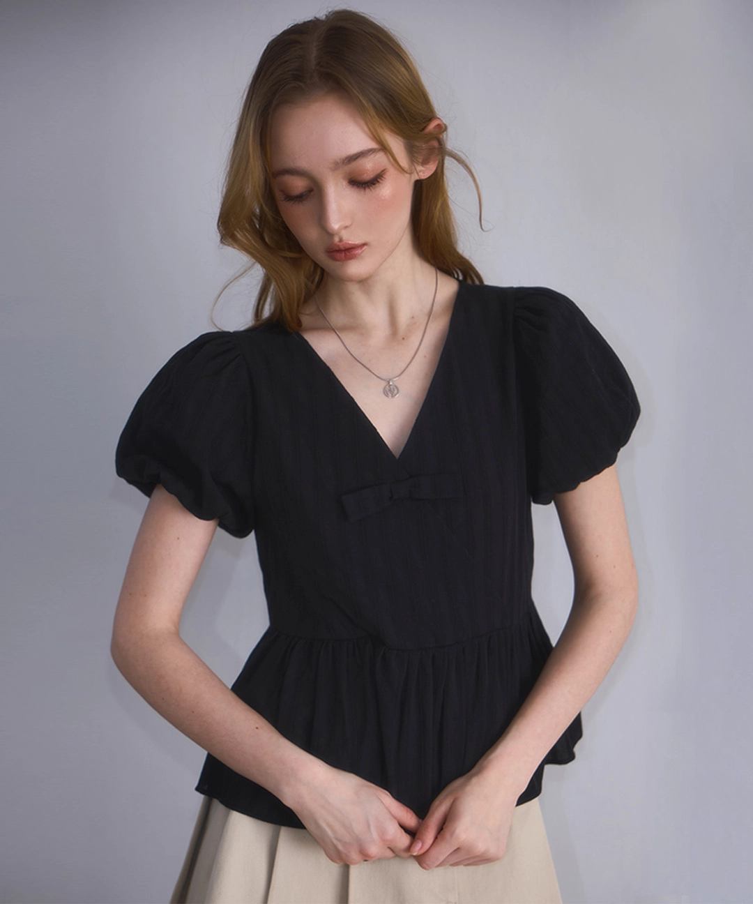 로제프란츠 Wrap Pumpkin Blouse [Black] 상품 이미지 1
