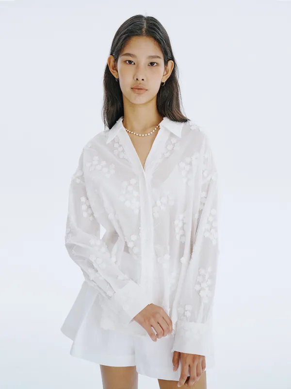Applique Embroidery V-neck Shirts_White