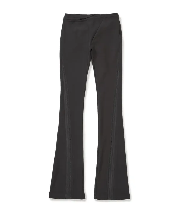 EP.7 WOMEN 03 TROUSERS