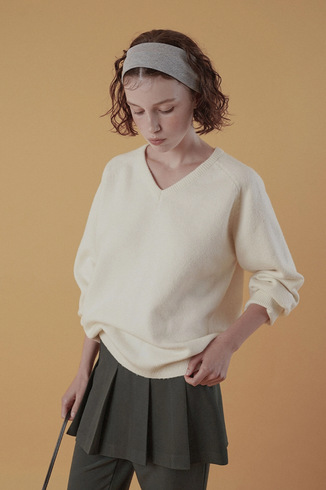 위드아웃썸머 Wool blend v-neck knit_ivory 상품 이미지 2