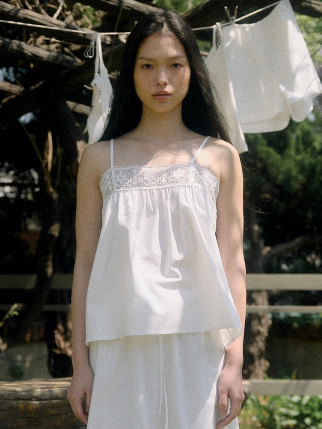 베이오드 Lace sleeveless top_white 상품 이미지 1