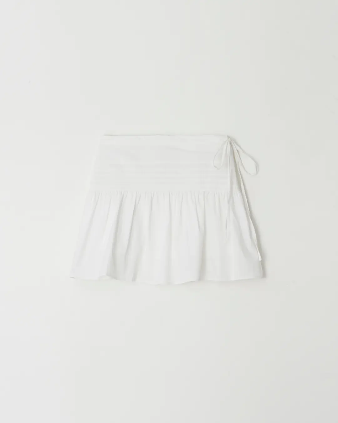 Pintuck leaf skirt