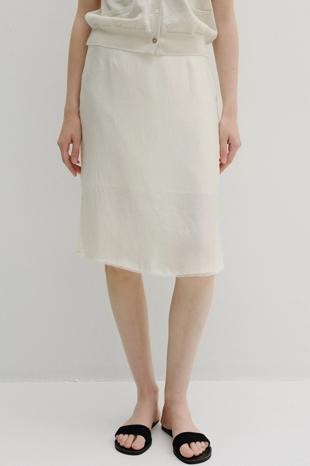 블랭크공삼 silky midi skirt (cream) 상품 이미지 1