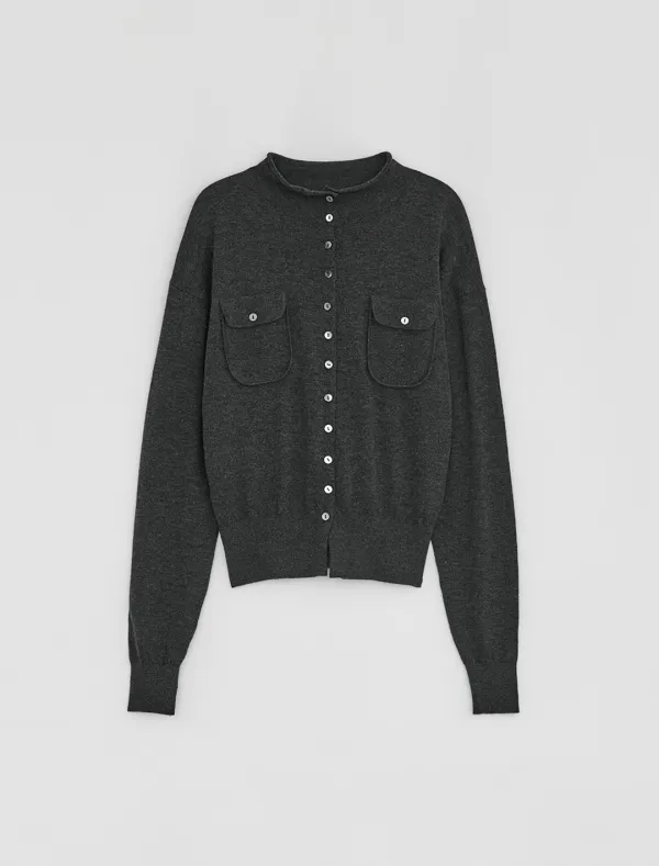 TURTLENECK BUTTON CARDIGAN [CHARCOAL]