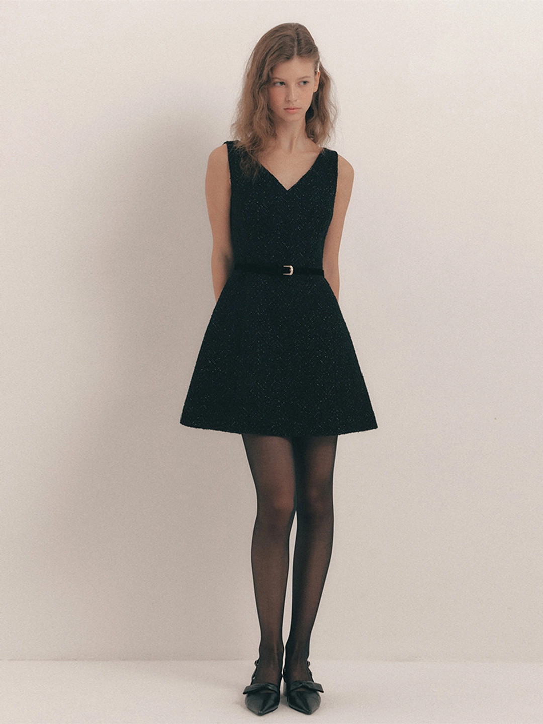 플로움 Claire V-Neck Mini Dress 상품 이미지 2