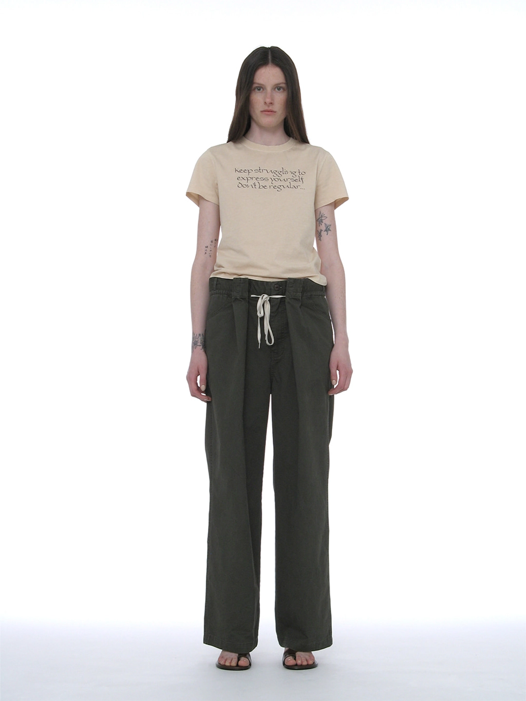 파르티멘토 [WOMEN] DBR SLOGAN PRINTED SHORT SLEEVE TEE_CREAM 상품 이미지 2
