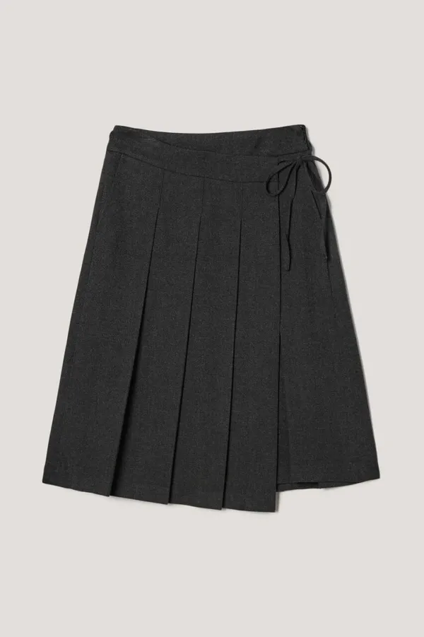 RIBBONED WIDE PLEATS SKIRT CHARCOAL GREY