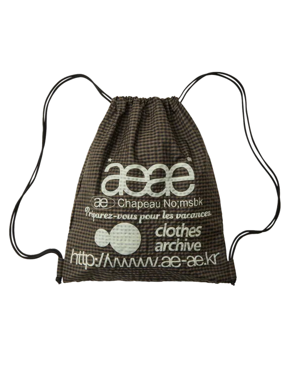 WEB LOGO CHECK GYM SACK [BROWN]
