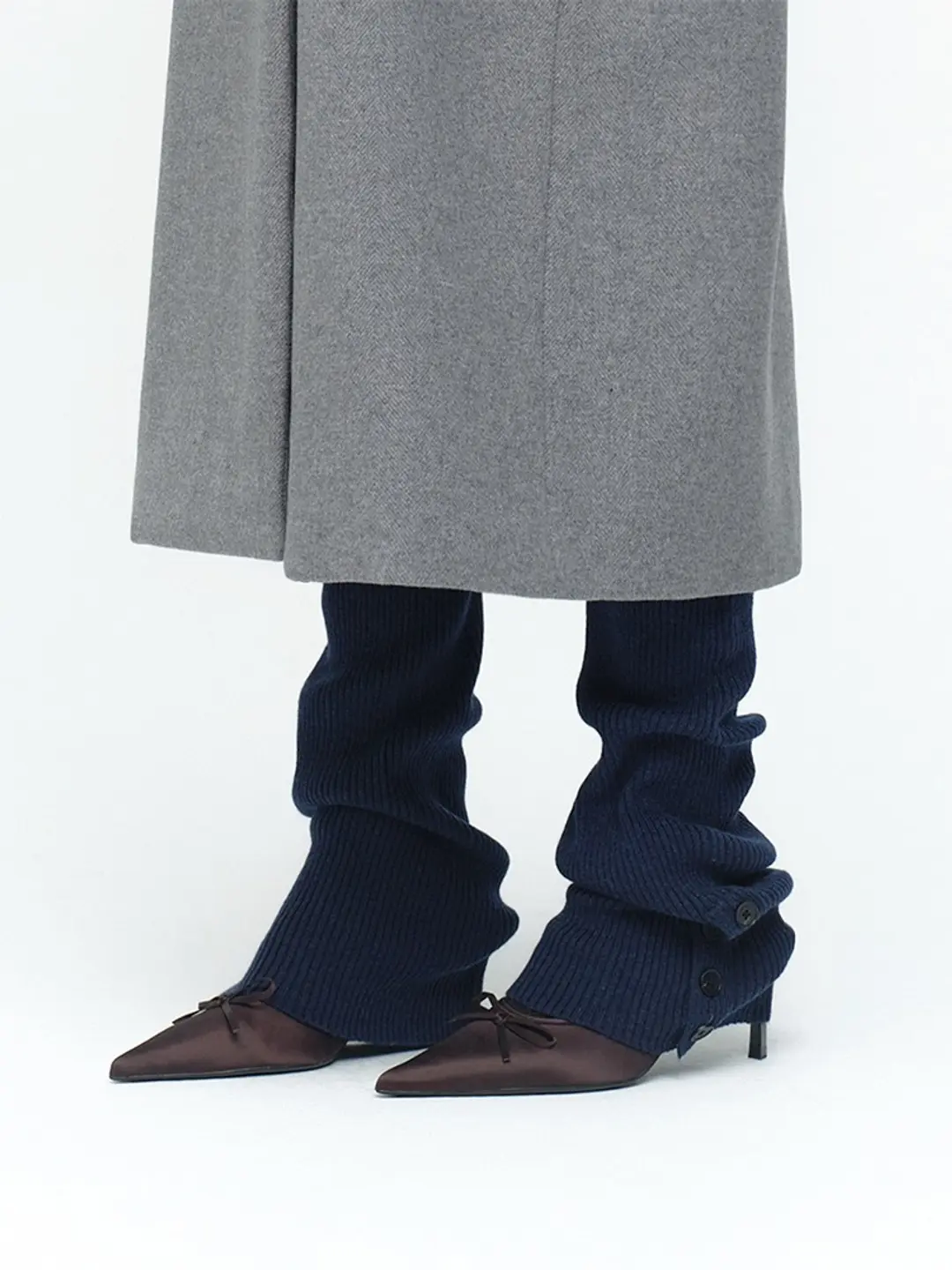 밀로 우먼 Button Knit Leg Warmer [Deep Navy] 상품 이미지 2