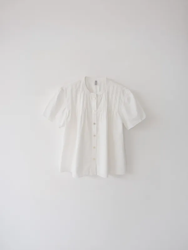 Elia Pintuck Blouse (White)