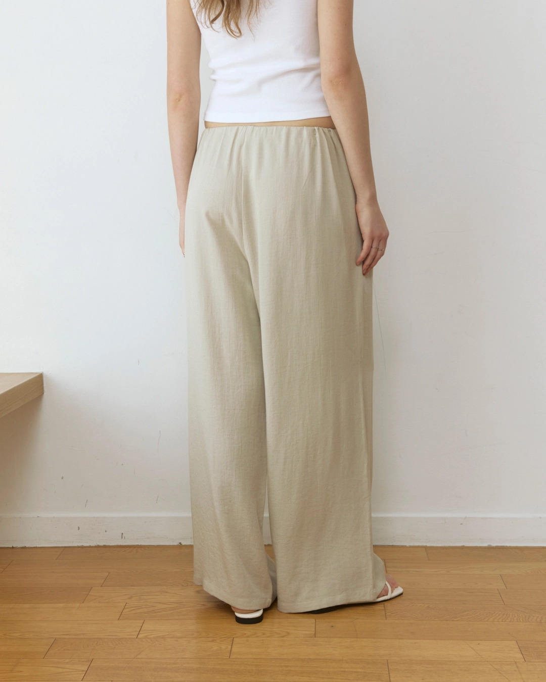 어다울 Linen hidden banding wide pants - natural 상품 이미지 2