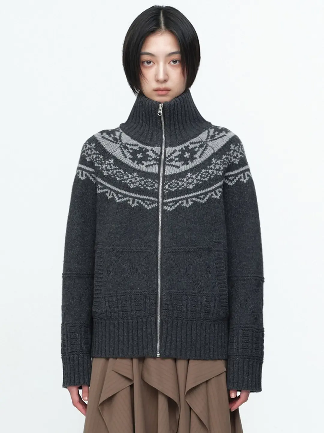 밀로 우먼 Turtleneck Cowichan Knit Zip-Up [Deep Charcoal] 상품 이미지 1
