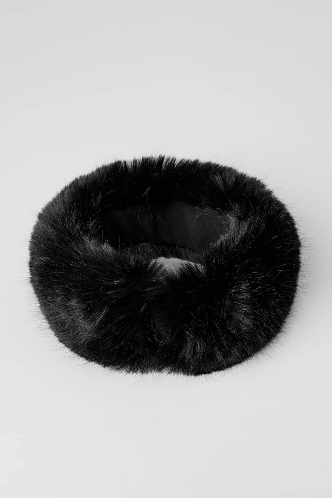 알로요가 Opulent Faux Fur Wintersun Headband - Black 상품 이미지 3
