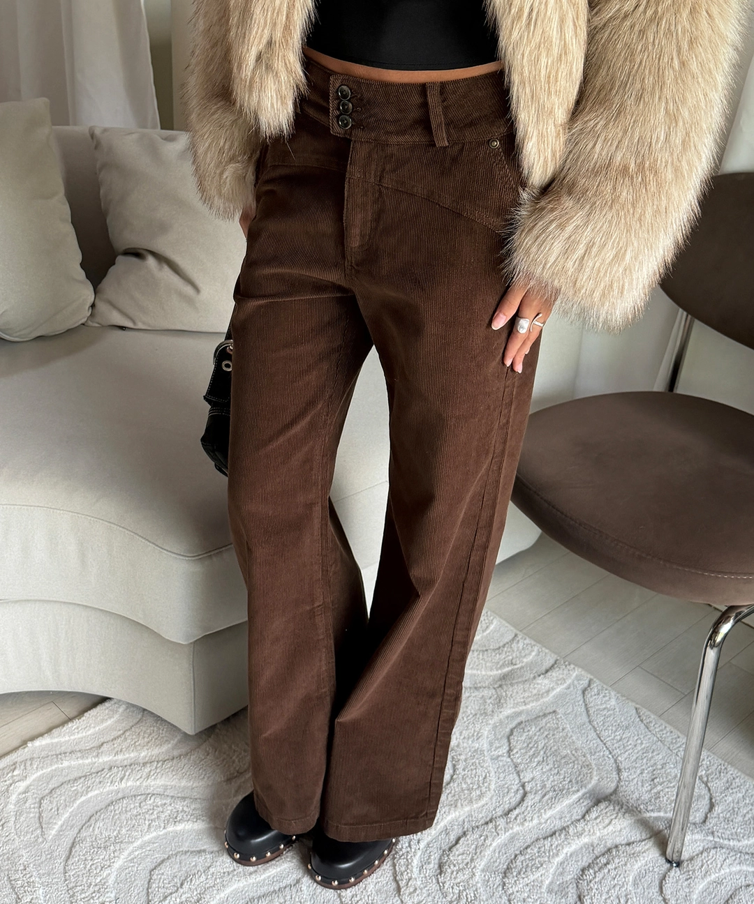 비터셀즈 Velvet Corduroy Bootcut Pants-Brown 상품 이미지 2