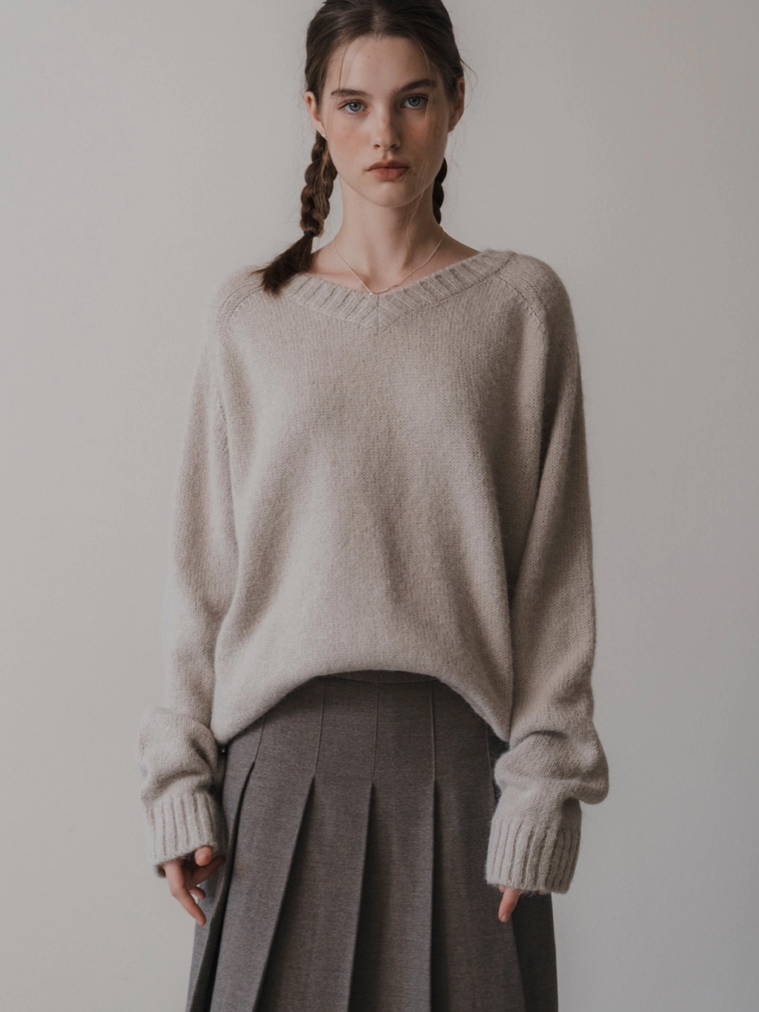 더미튼 Bush raglan v knit (oat beige) 상품 이미지 1