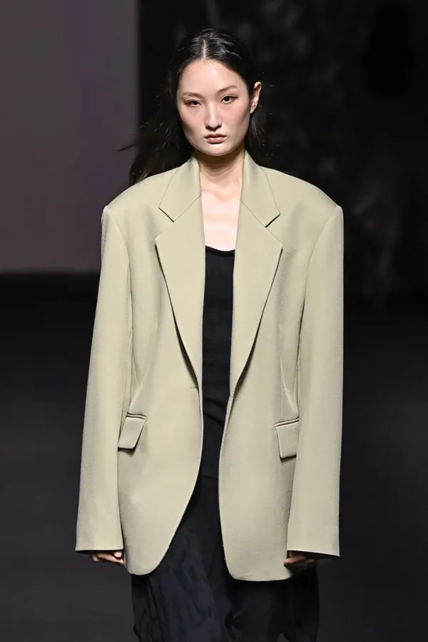 SINGLE-BREASTED OVERSIZED JACKET OLIVE