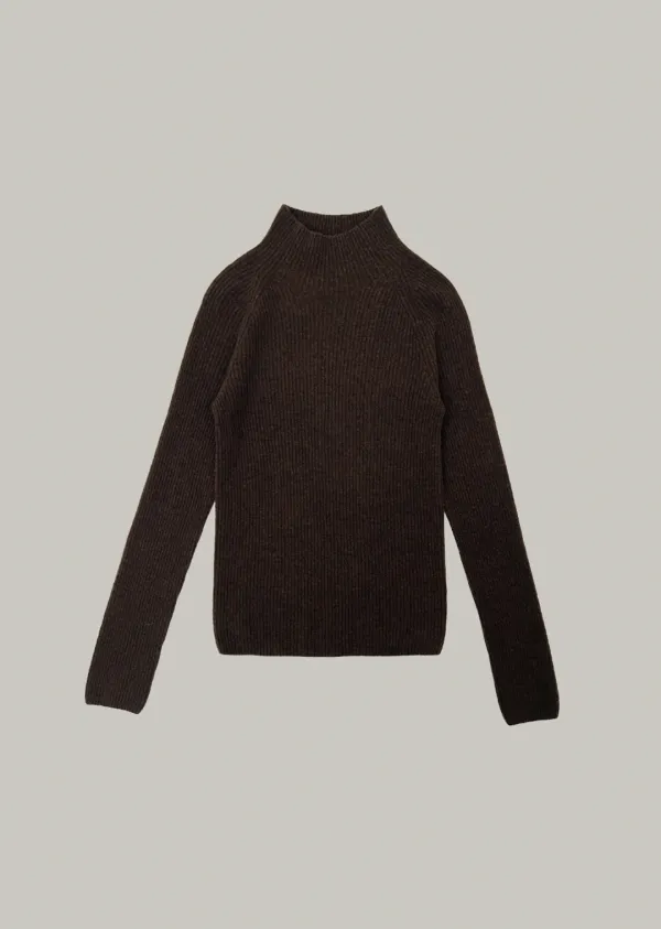 minimal turtleneck pullover (brown)