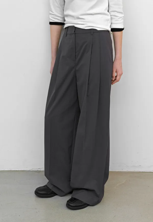 (PT-5758)ESSENTIAL WRINKLE FREE TUCK PANTS