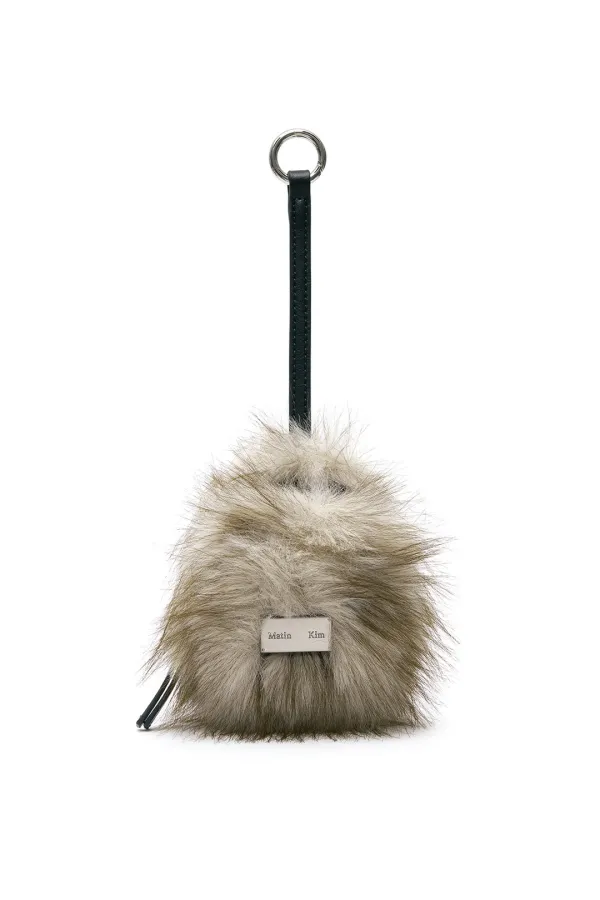 HAIRY FUR MINI CUBE POUCH IN BEIGE