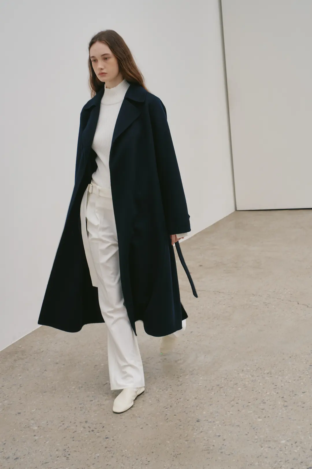 뮤제 [2nd] DEVA Minimal Cashmere Handmade Wool Coat_Royal Navy 상품 이미지 2