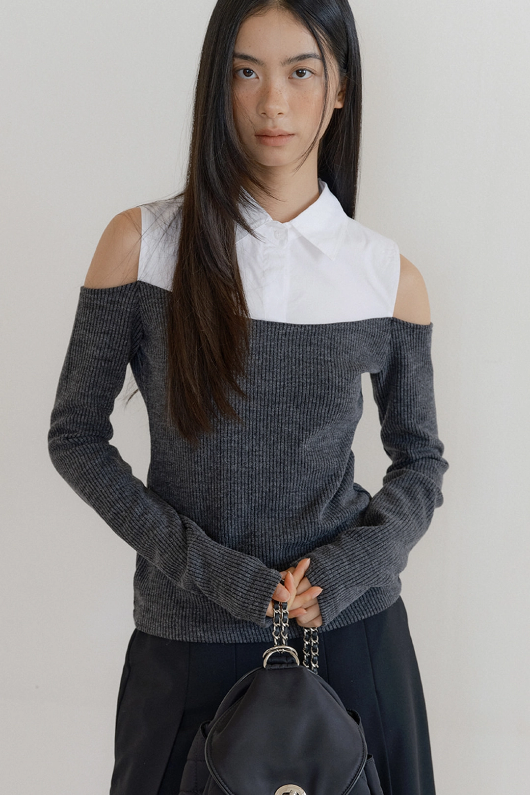 루시르주 F/W Off-Shoulder Shirt Top (charcoal) 상품 이미지 1