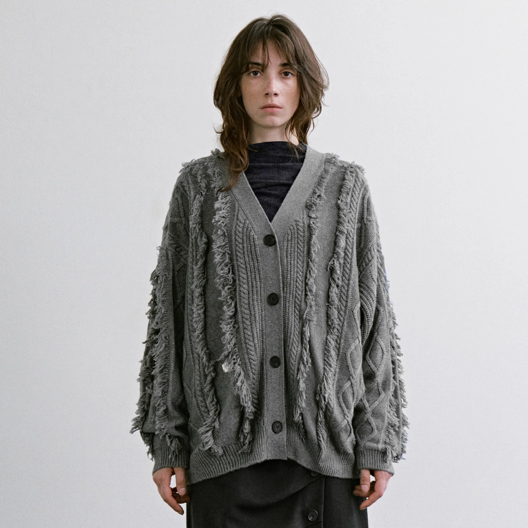 트리밍버드 Fringe-Cut Cable Knit Cardigan [ Gray ] 상품 이미지 1