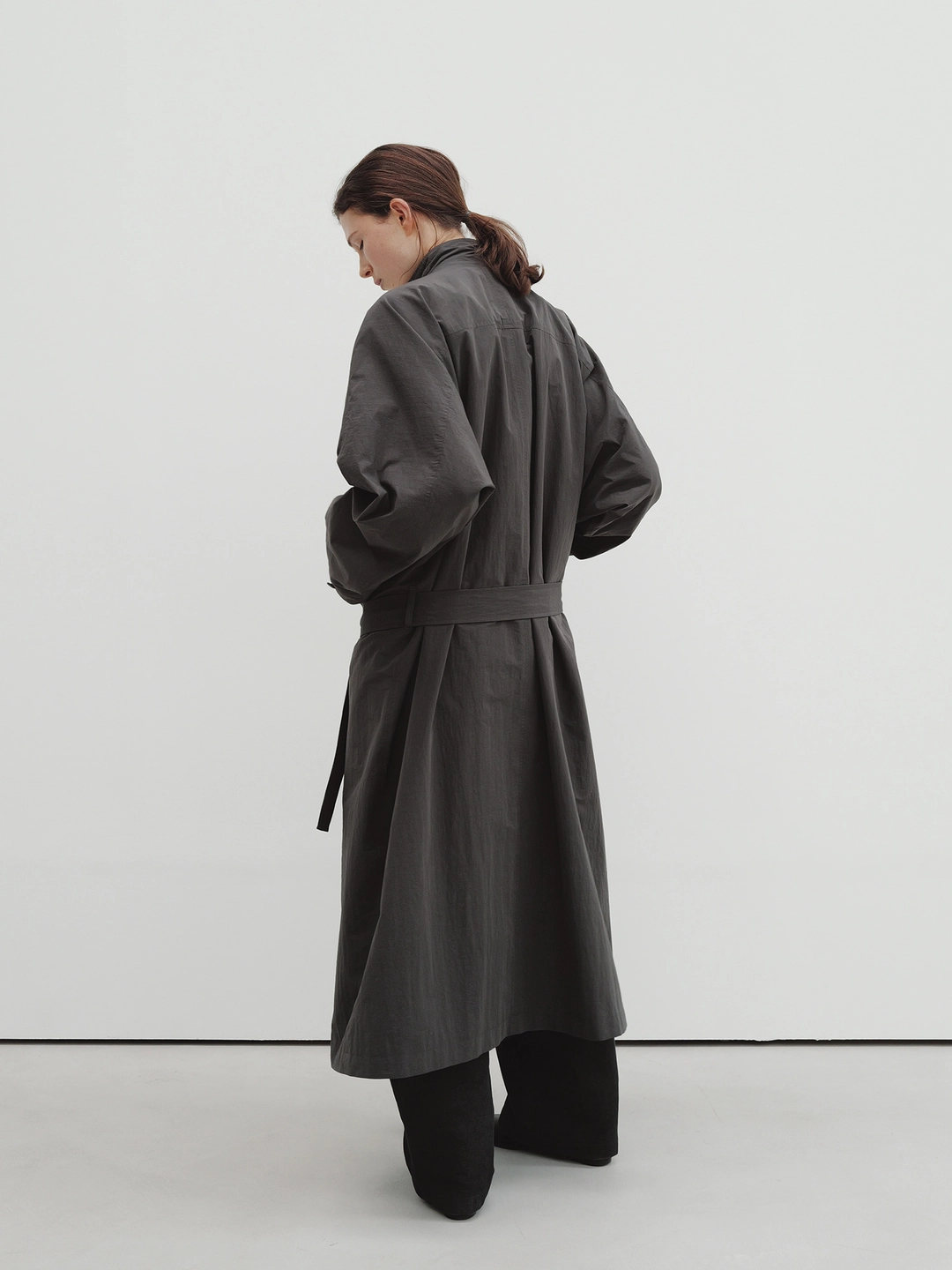 모이아 draped trench coat (charcoal brown) 상품 이미지 3